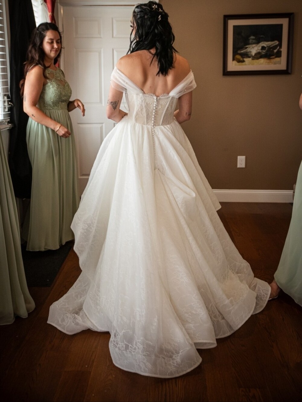 Evie Young Holli Size 10 Wedding Dress - Picture 3 of 4